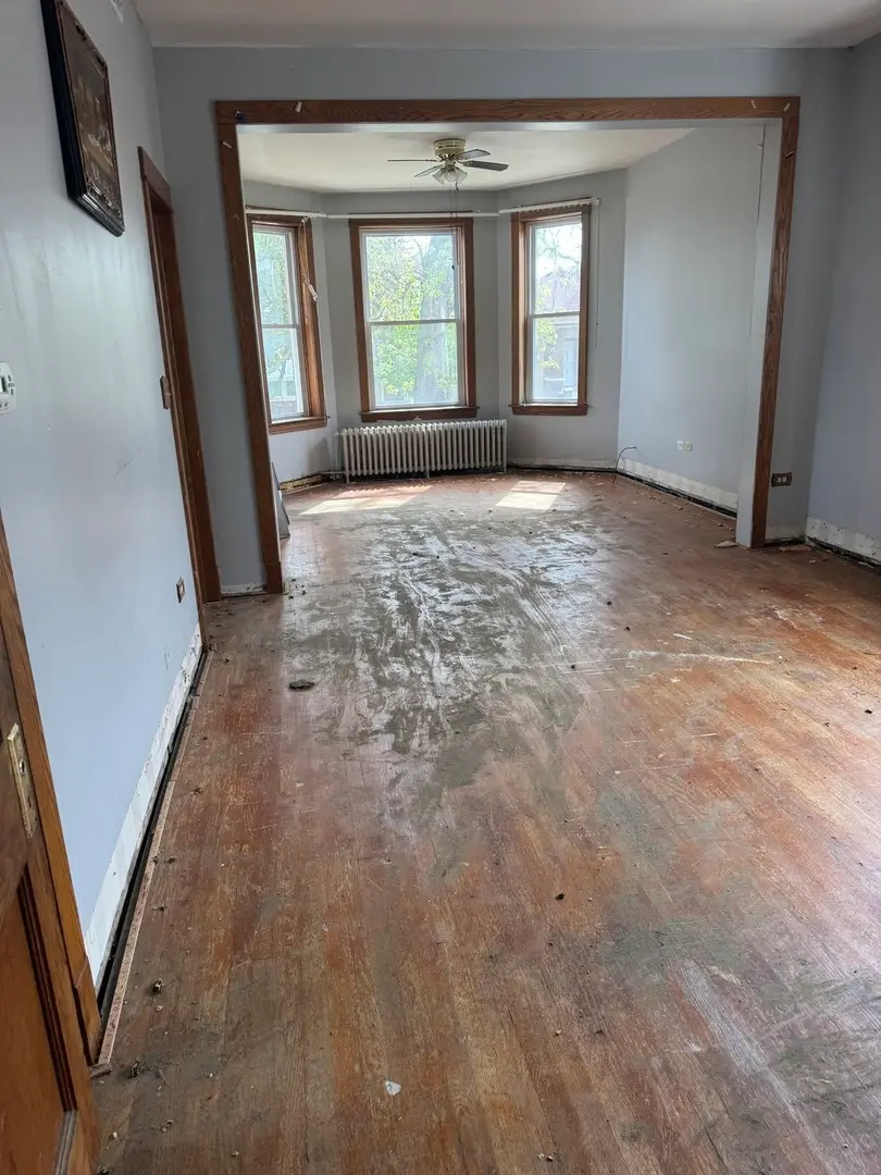 1526 Elmwood Avenue, Berwyn, IL 60402 - #3
