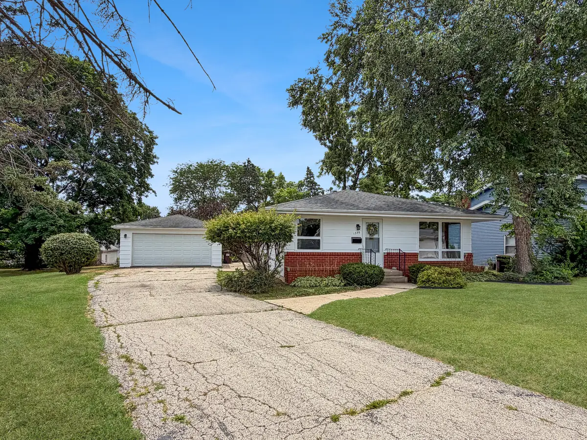 1346 Empire Court, Freeport, IL 61032 - #1
