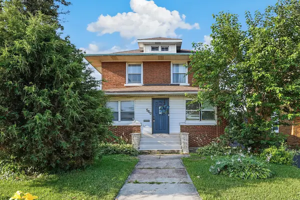 560 E Cass Street, Joliet, IL 60432
