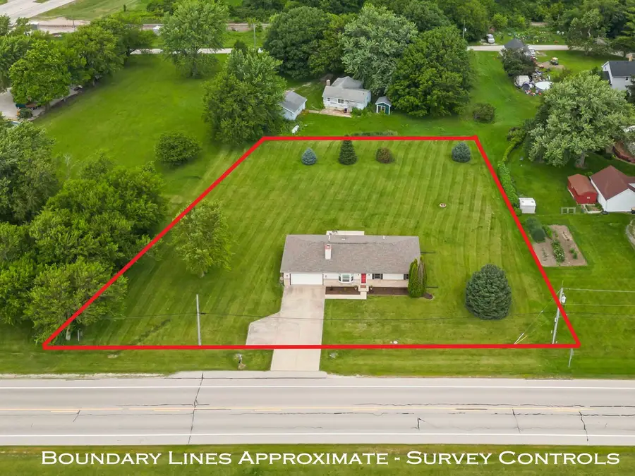 12475 Fox Road, Yorkville, IL 60560 - #3