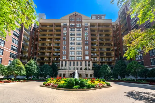 55 W Delaware Place #1120, Chicago, IL 60610