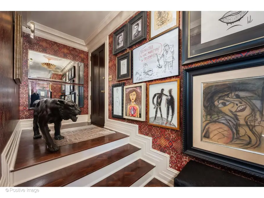 Address Withheld By Seller, Chicago, IL 60610 - #3