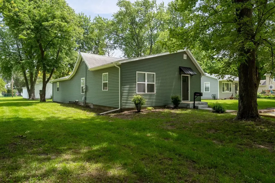 314 N 2nd Avenue, Chenoa, IL 61726 - #2