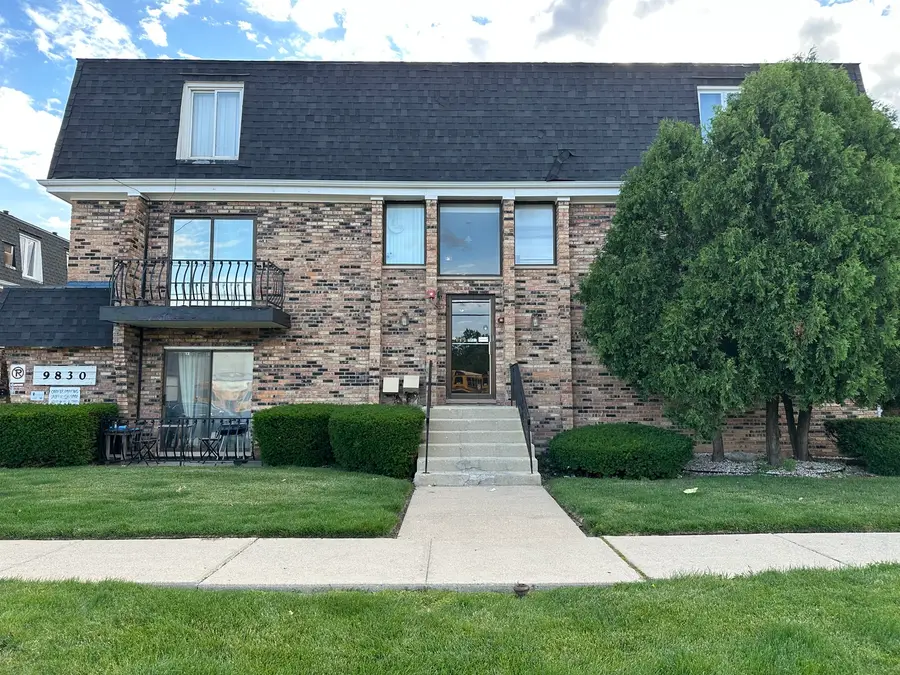 9830 Sayre Avenue #13, Chicago Ridge, IL 60415 - #2