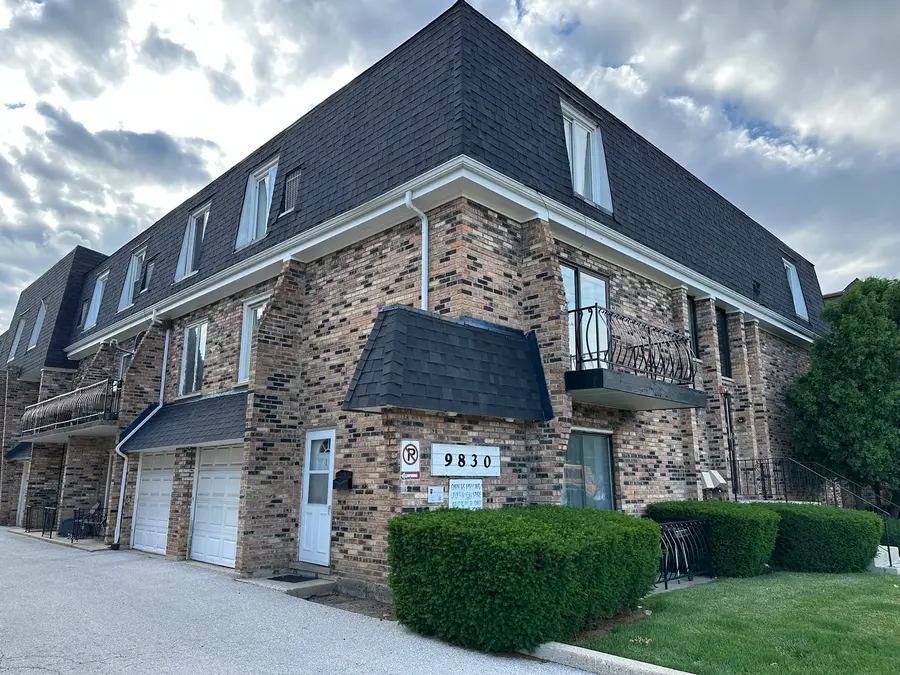 9830 Sayre Avenue #13, Chicago Ridge, IL 60415 - #3