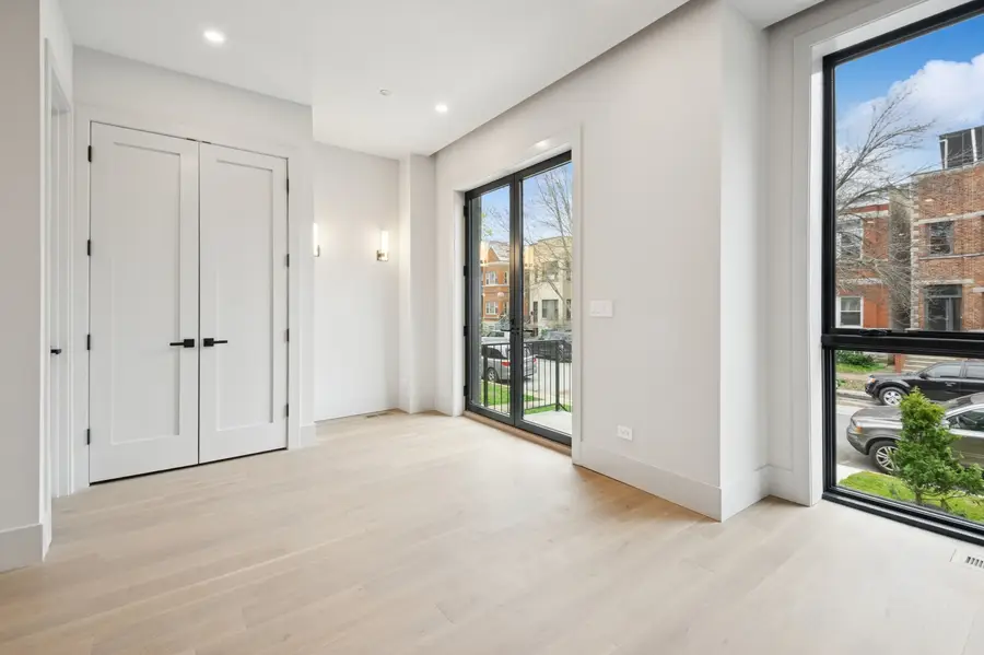2434 W Superior Street, Chicago, IL 60612 - #2