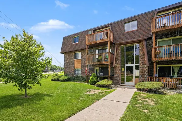 19380 Wolf Road #11, Mokena, IL 60448