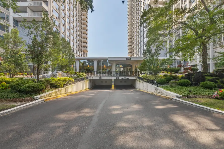 4250 N Marine Drive #911, Chicago, IL 60613 - #2