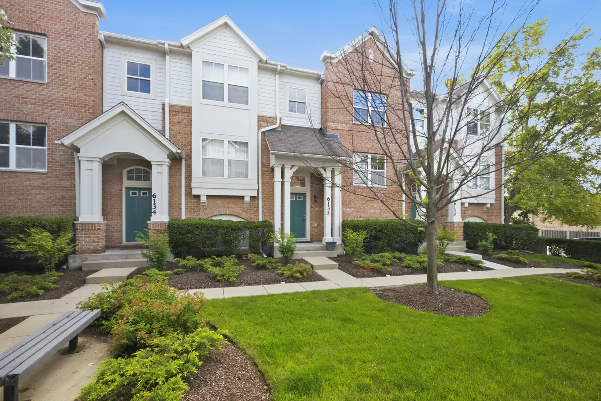 6132 Washington Court, Morton Grove, IL 60053 - #1