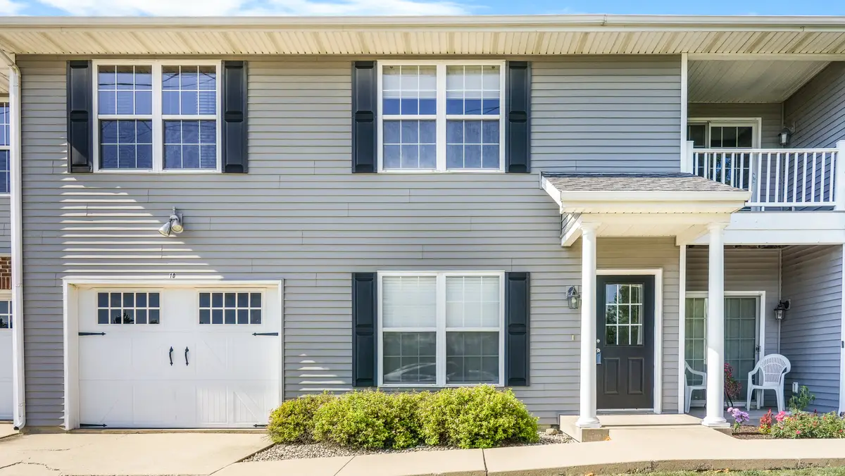 102 Essex, Unit #9 Lane, Savoy, IL 61874 - #1
