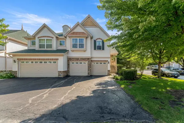 2137 Shadow Creek Court, Vernon Hills, IL 60061