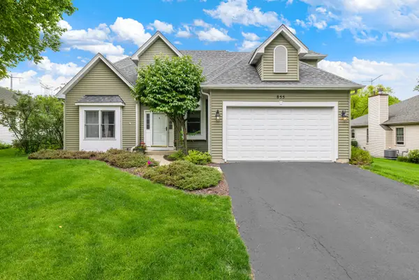855 Ayers Street, Bolingbrook, IL 60440
