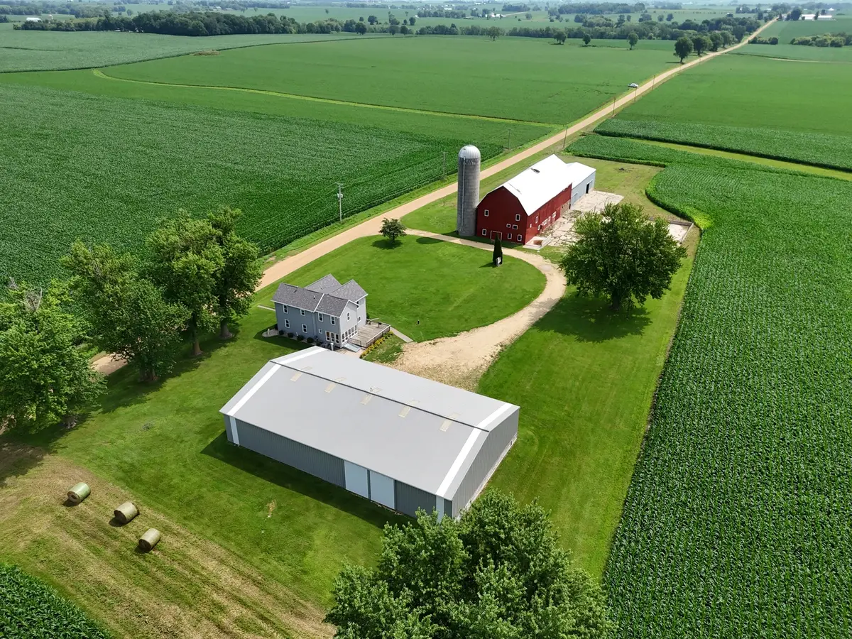 312 E Buckeye Road, Dakota, IL 61018 - #1