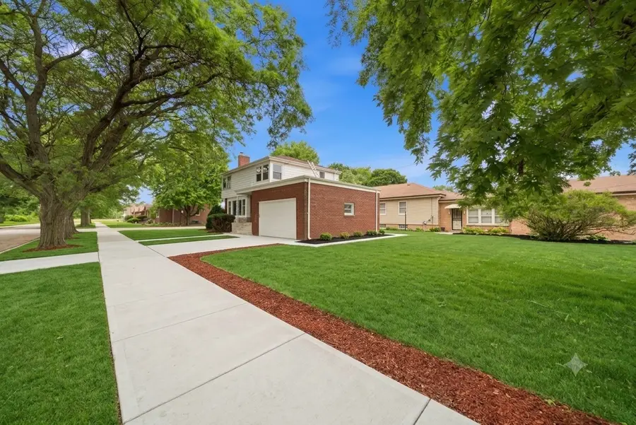 11659 S Maplewood Avenue, Chicago, IL 60655 - #3