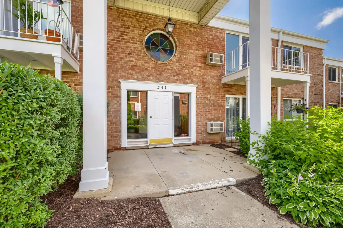 543 Burlington Avenue #212, Downers Grove, IL 60515 - #1