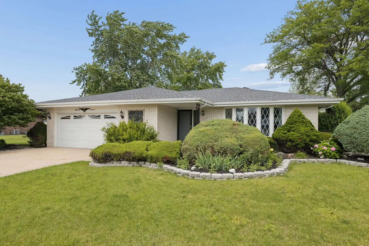 8226 Bob O Link Road, Orland Park, IL 60462 - #1