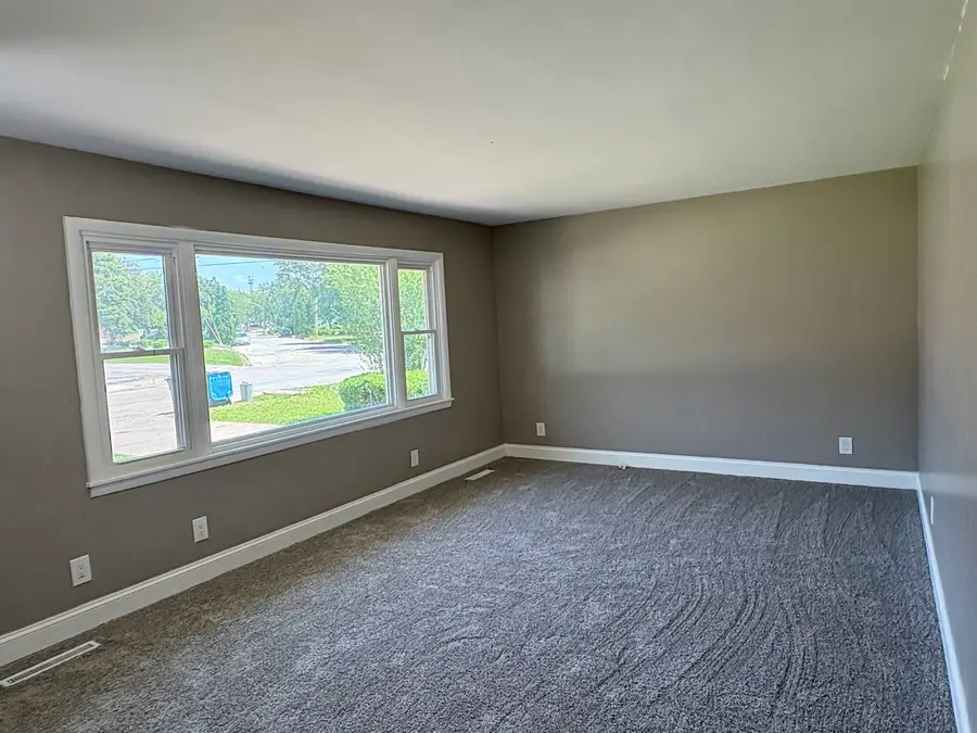 1740 E Duane Boulevard, Kankakee, IL 60901 - #3