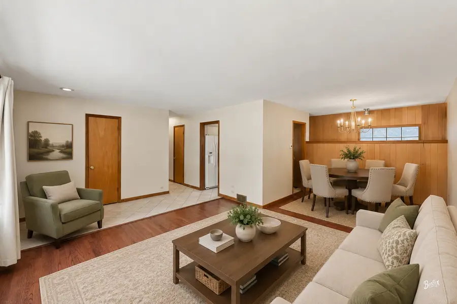 520 S Bennett Avenue, Palatine, IL 60067 - #3