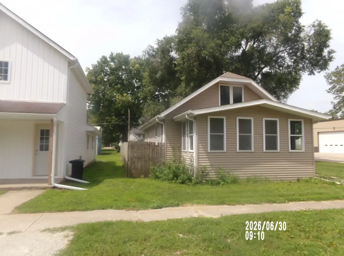 215 1st Avenue, Lyndon, IL 61261 - #1