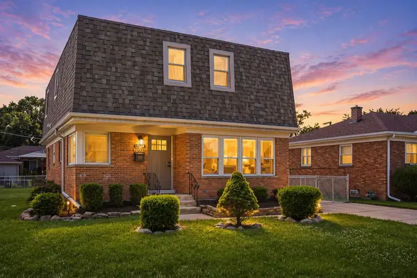 11157 Shaw Street, Westchester, IL 60154