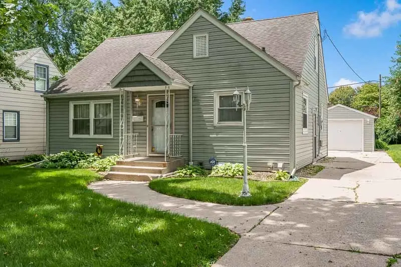 1016 Luther Avenue, Rockford, IL 61107 - #2