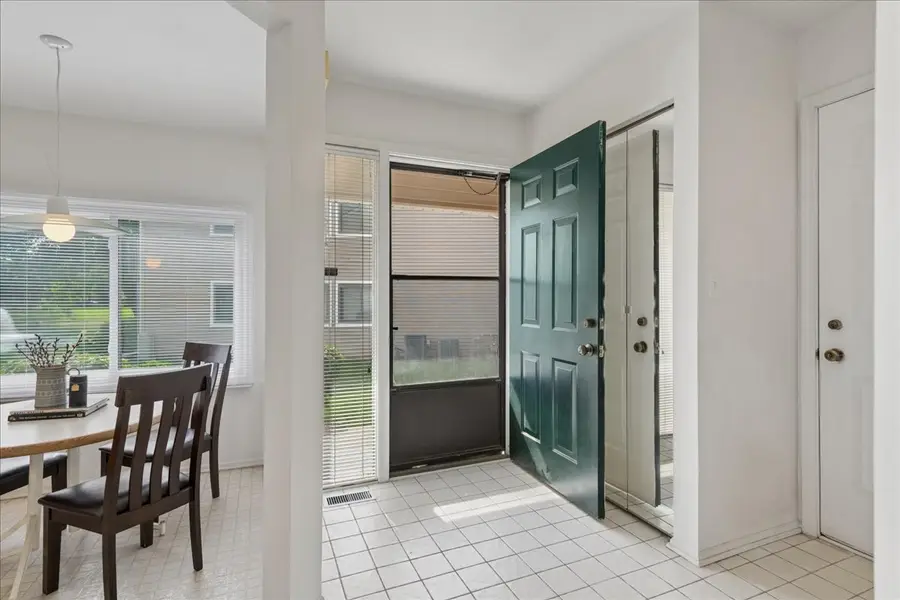 172 Morningside Lane #24, Buffalo Grove, IL 60089 - #2