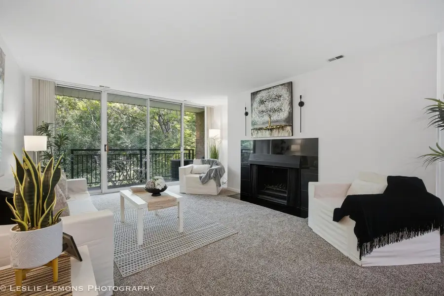 1833 Four Lakes Avenue #3M, Lisle, IL 60532 - #2