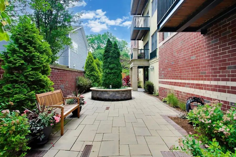 1107 Greenleaf Avenue #3G, Wilmette, IL 60091 - #2