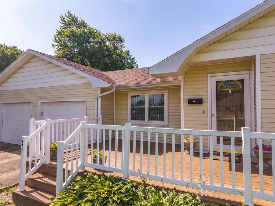 127 W 1st Street, Minonk, IL 61760 - #3