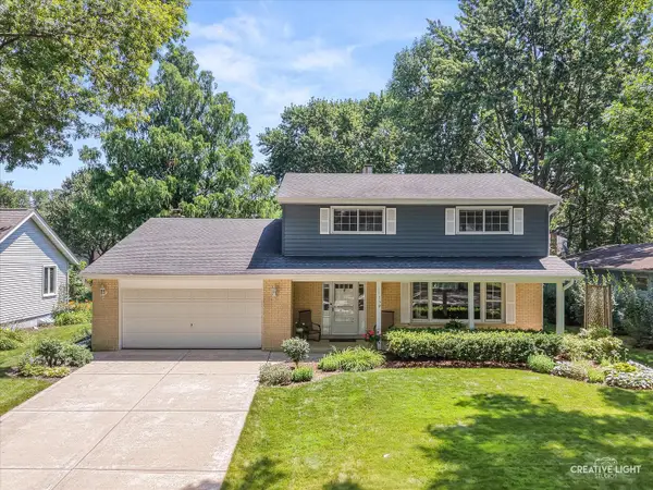 1736 Clyde Drive, Naperville, IL 60565