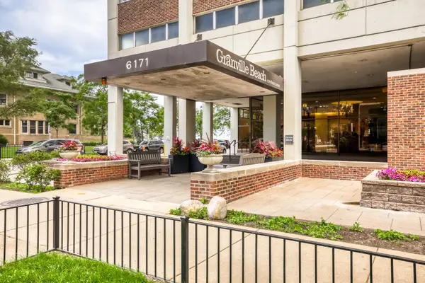 6171 N Sheridan Road #2311, Chicago, IL 60660