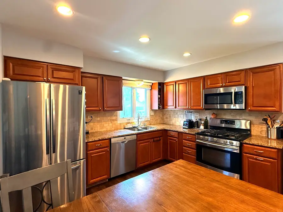550 S Walnut Street, Mundelein, IL 60060 - #3