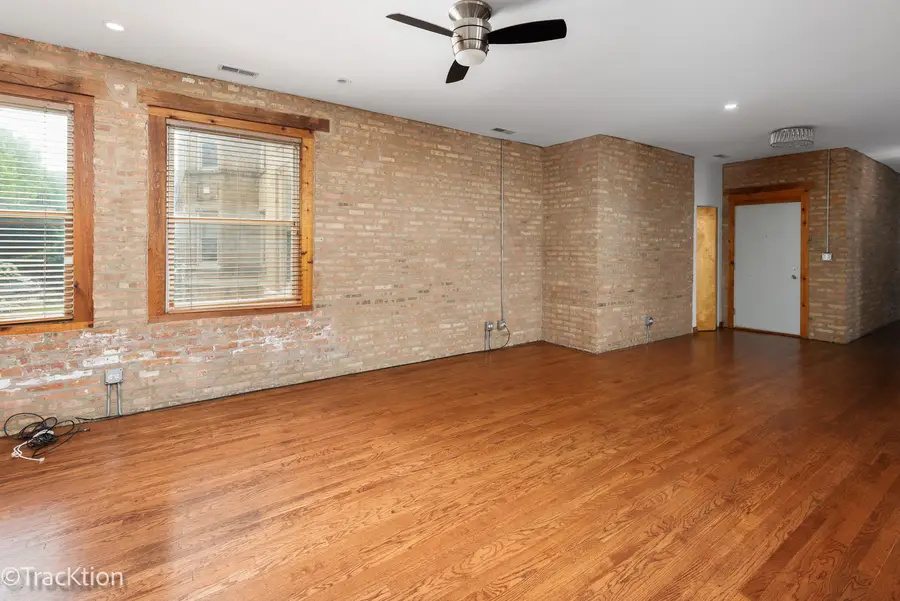 1634 W Columbia Avenue #1N, Chicago, IL 60626 - #2