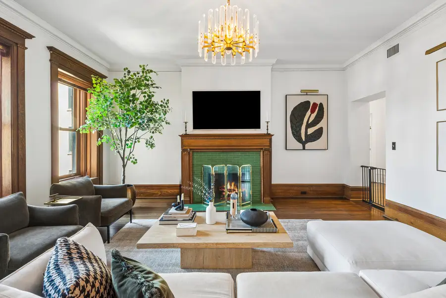 559 W Surf Street #704, Chicago, IL 60657 - #2