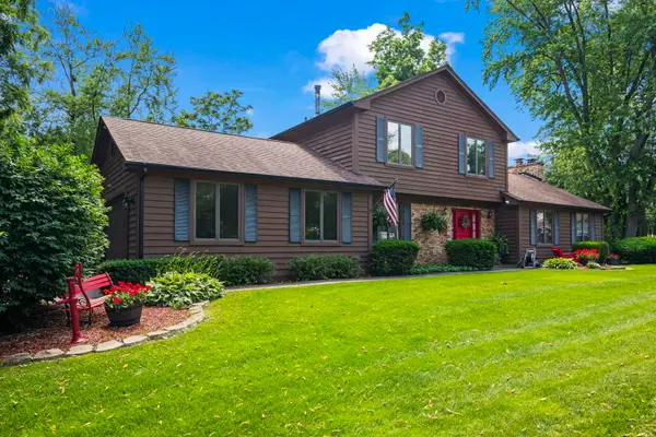 23880 N Overhill Drive, Lake Zurich, IL 60047