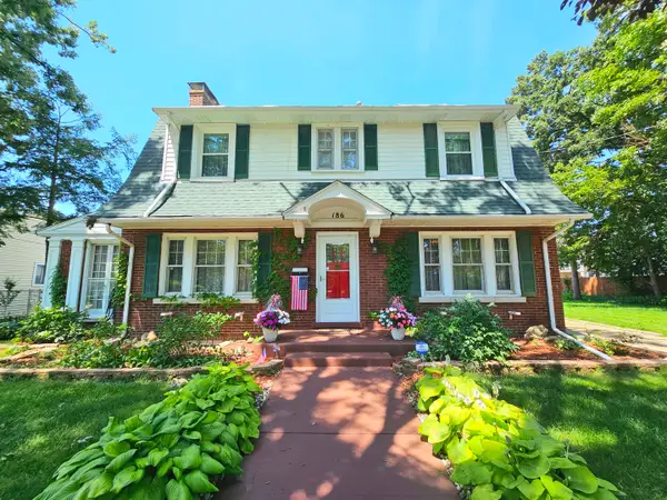 186 N Du Bois Avenue, Elgin, IL 60123