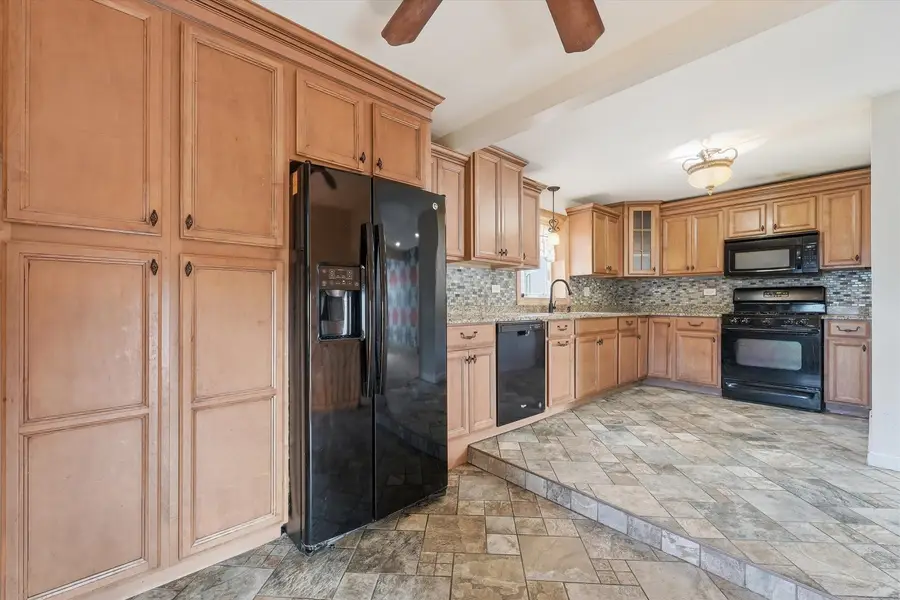 18232 Ridgewood Avenue, Lansing, IL 60438 - #2