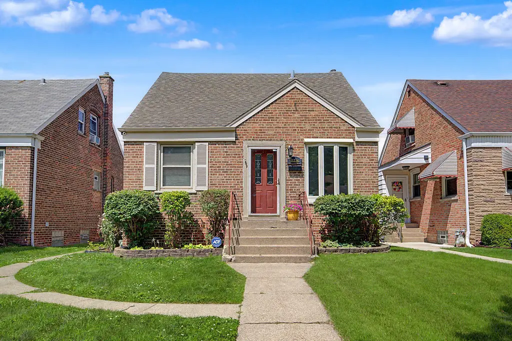 11336 S Avenue G, Chicago, IL 60617 - #1
