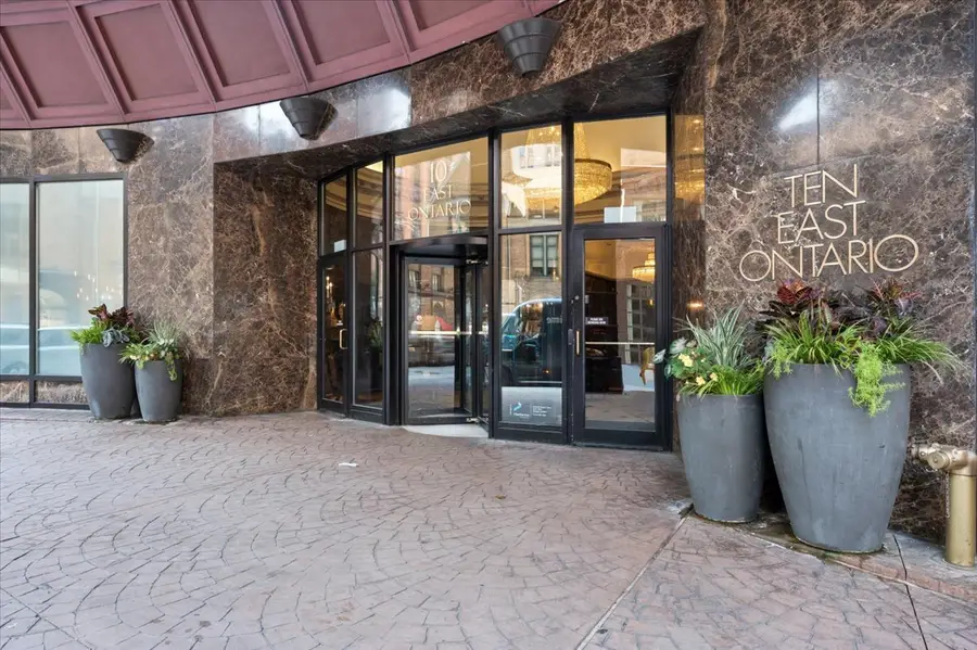 10 E Ontario Street #1008, Chicago, IL 60611 - #3
