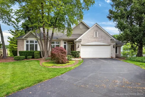 7 Castle Pines Court, Lake In The Hills, IL 60156