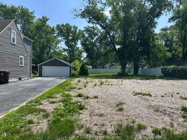 23 N Wabash Avenue, Glenwood, IL 60425 - #2