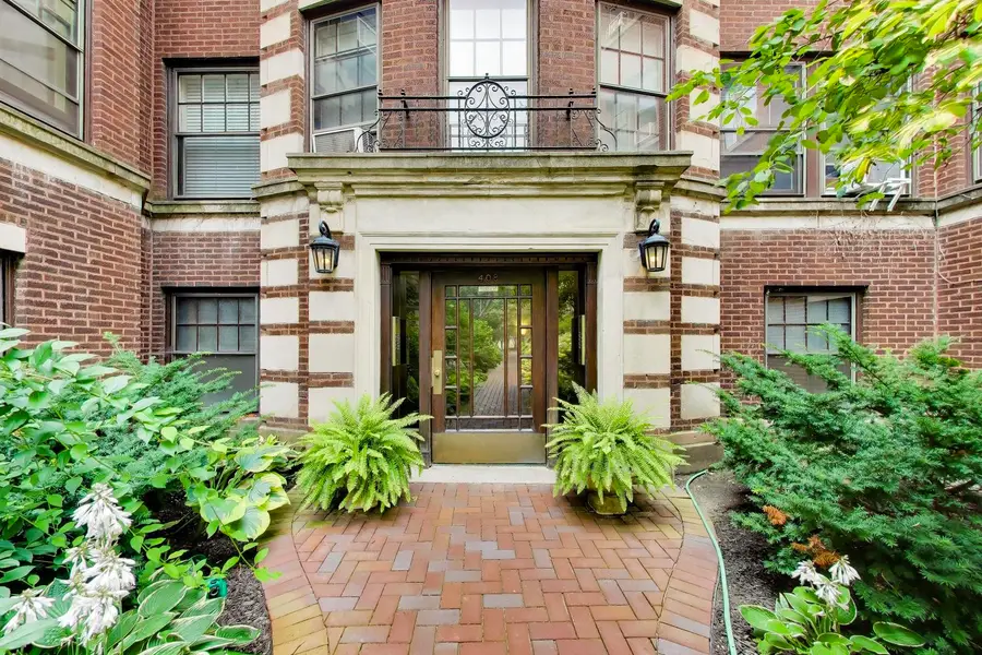 408 Ridge Avenue #22-2, Evanston, IL 60202 - #3