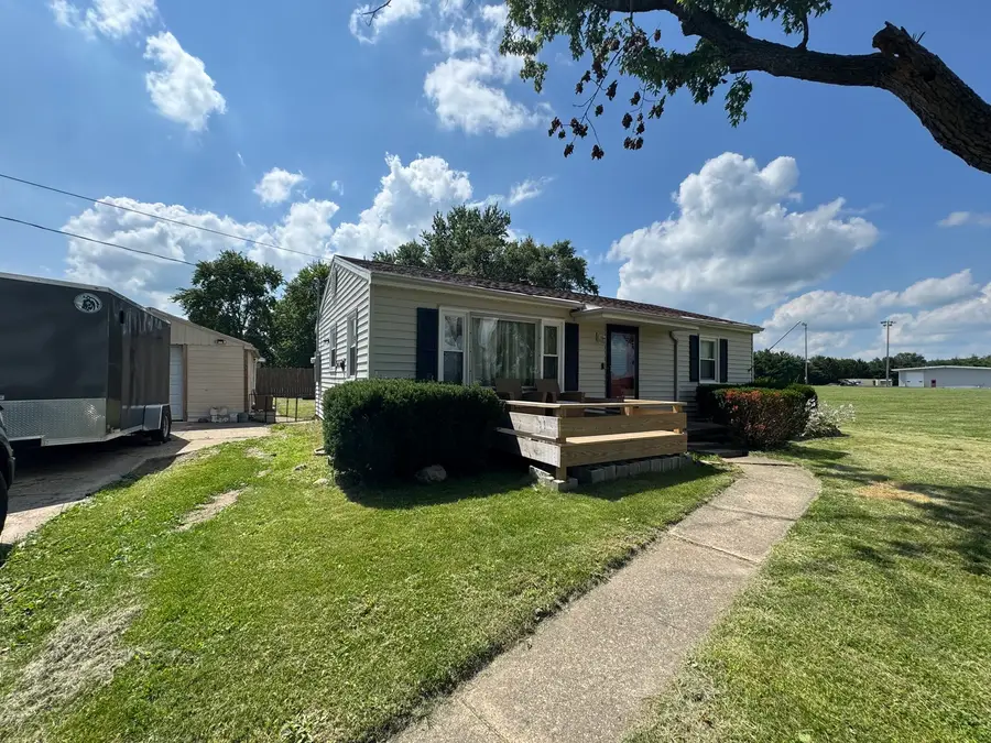 511 N Main Street, Atwood, IL 61913 - #3