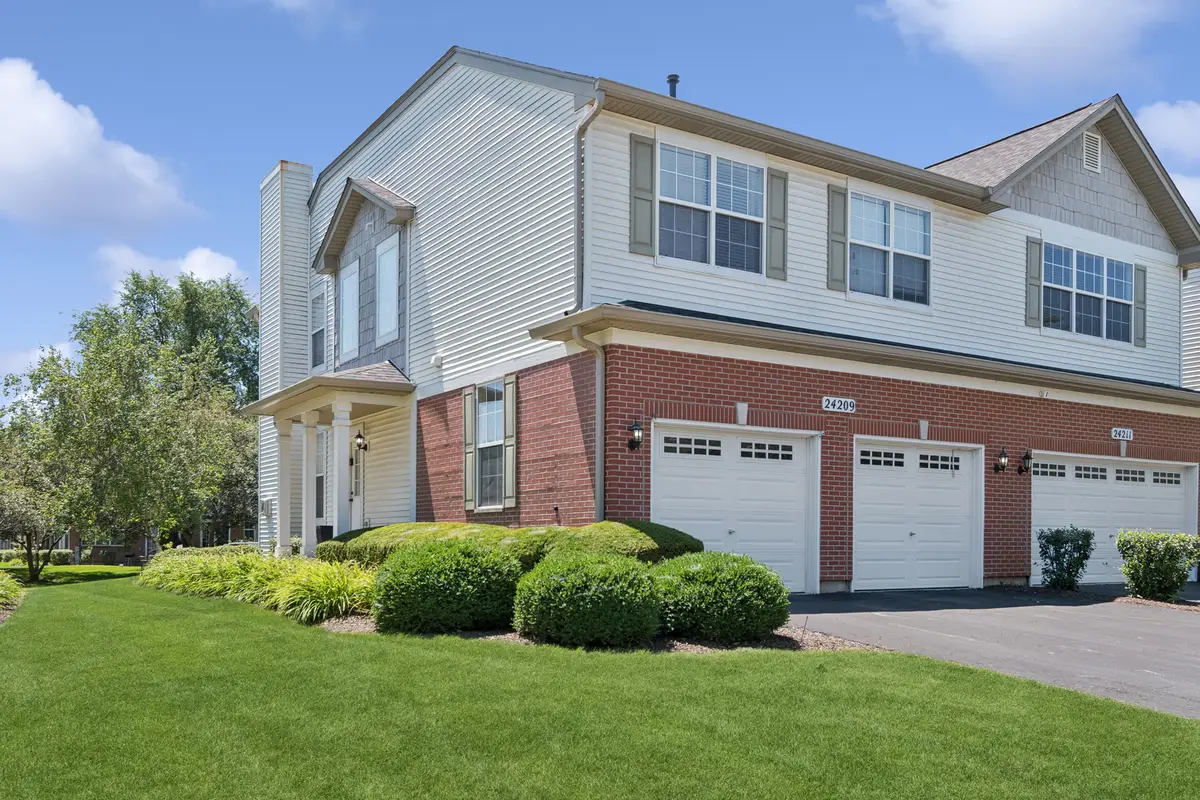 24209 Walnut Circle, Plainfield, IL 60585 - #1