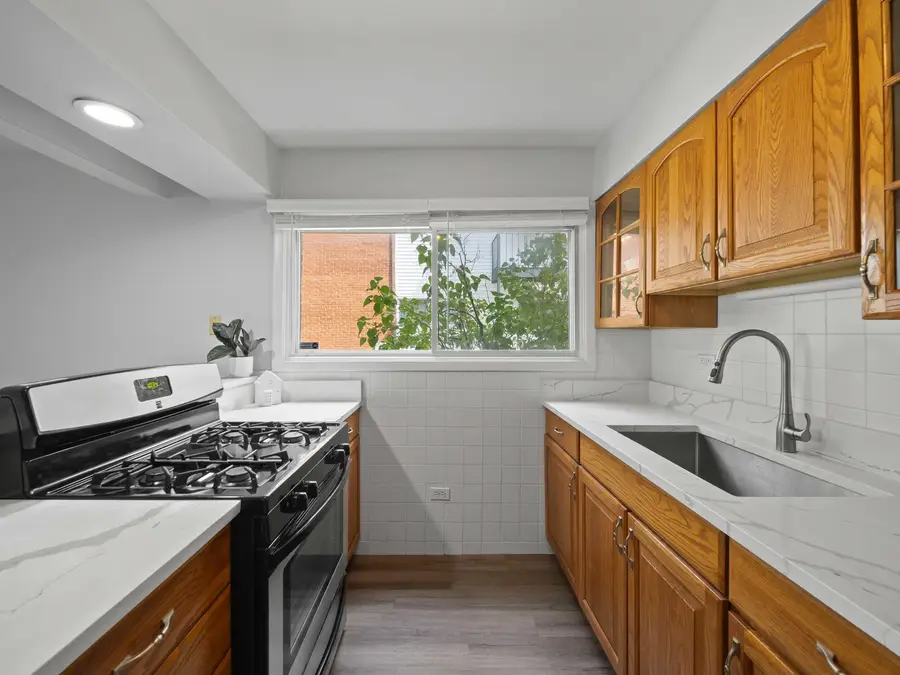 8820 N Western Avenue #1H, Des Plaines, IL 60016 - #3