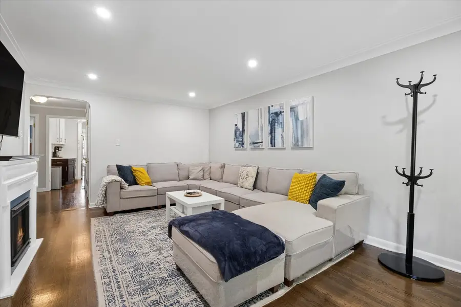 6429 S Tripp Avenue, Chicago, IL 60629 - #2
