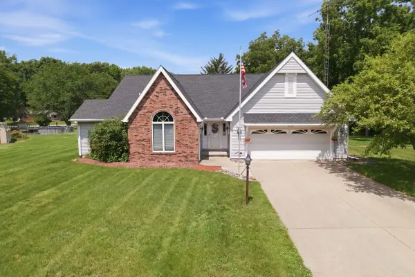 2160 Park Circle, Dixon, IL 61021