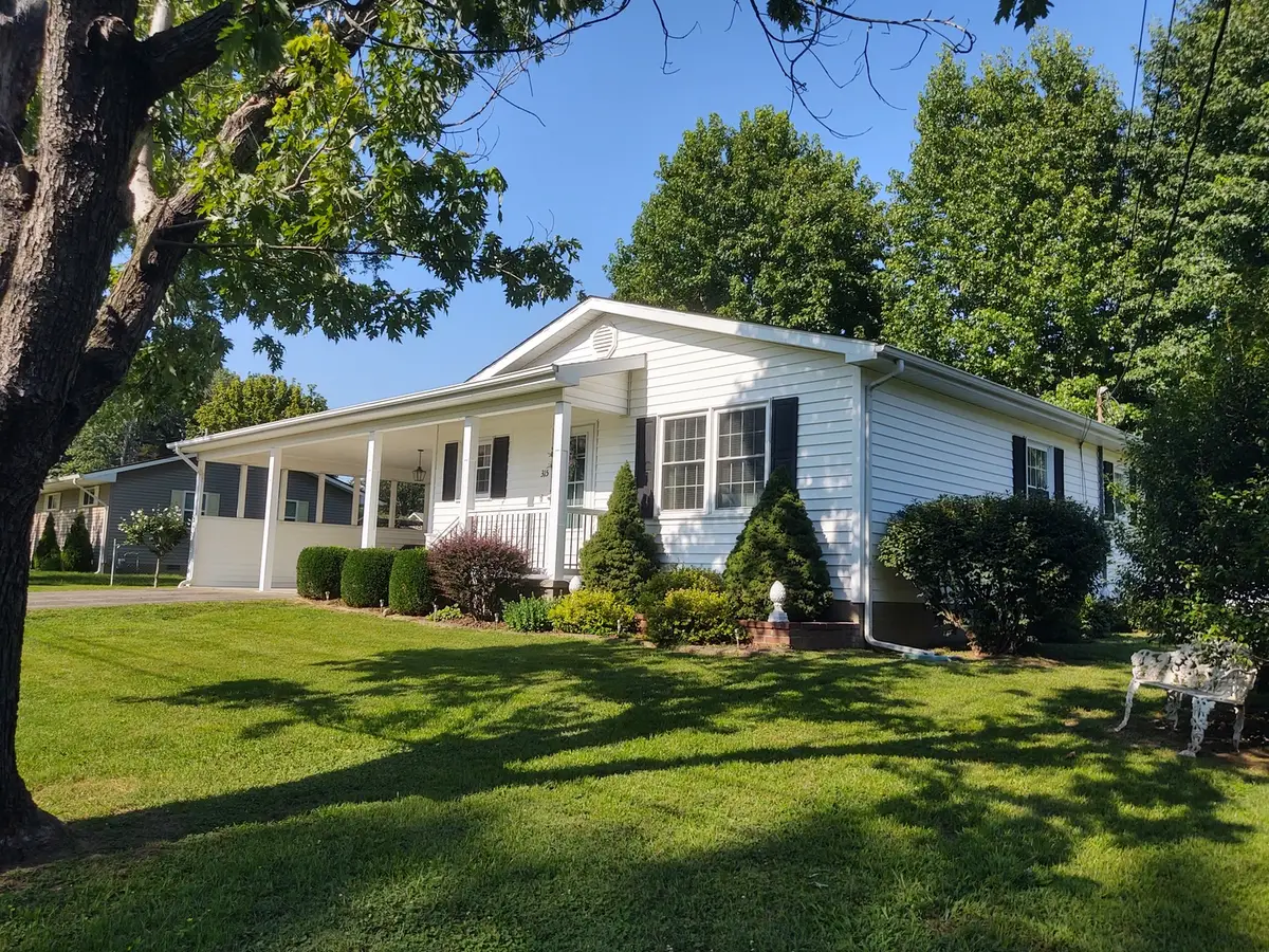315 Circle Drive, Vienna, IL 62995 - #1
