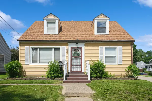 1128 28th Street, Bettendorf, IA 52722