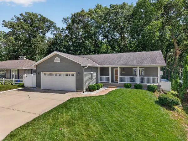 303 Hillside Avenue, Ottawa, IL 61350